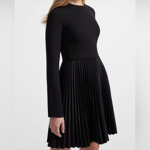 Theory Pleated Dart Dress in Crepe Black; Size 2